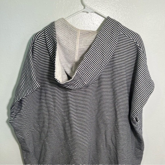 J. Crew Beach Cover up Poncho Blue Beige Stripes XS/S - Picture 8 of 12